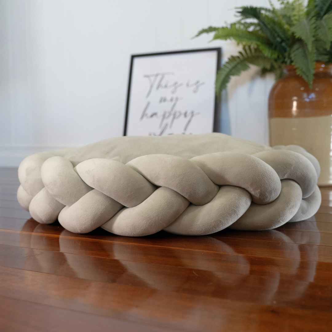 Woven Nook - Calming Dog Bed
